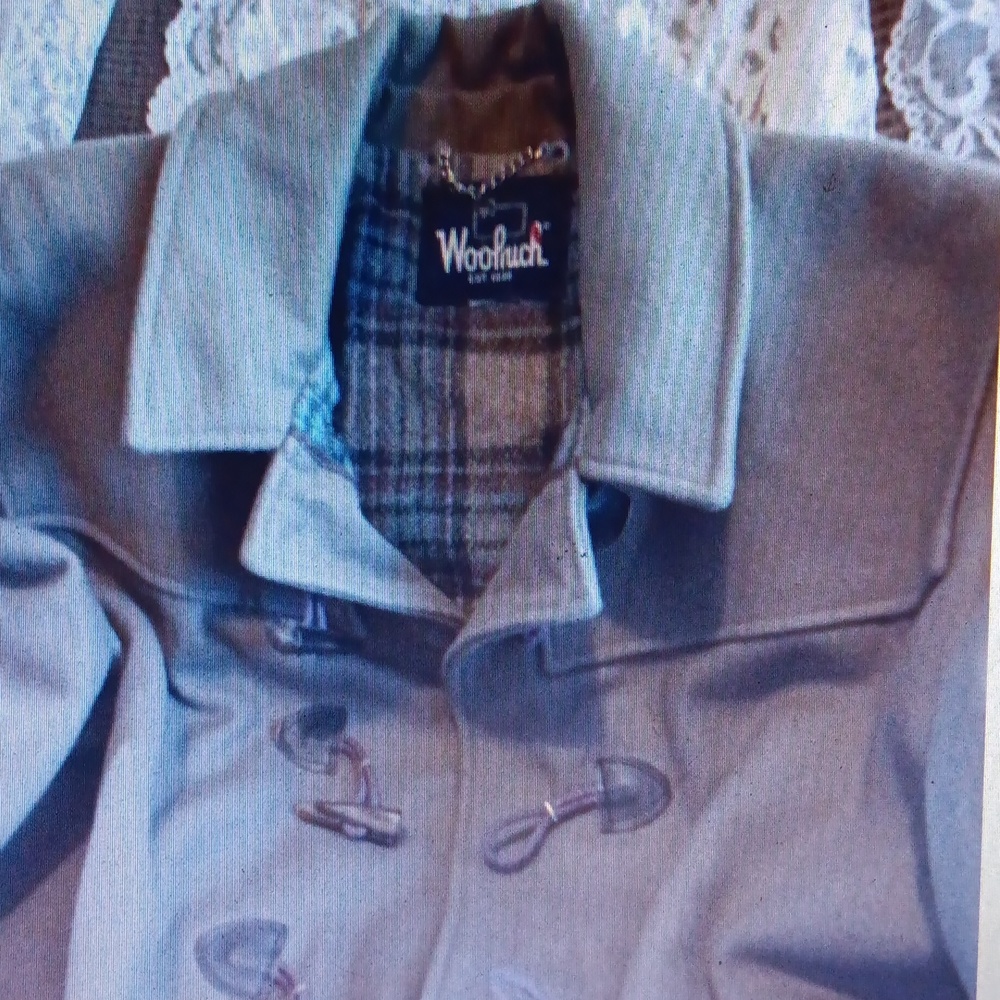 Woolrich jacket sz L green wool blend unique buttons
